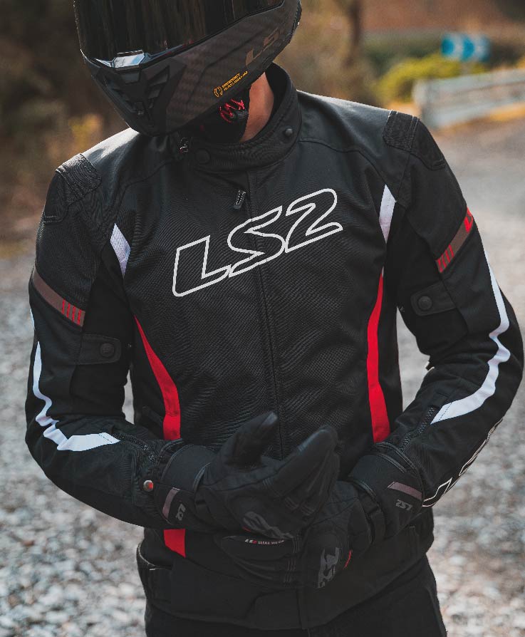 Venta de equipamiento y boutique de moto